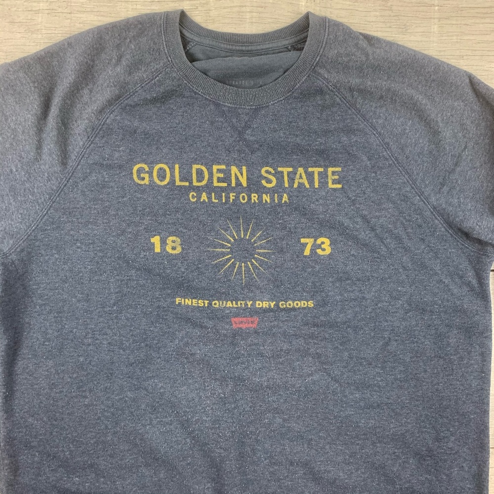 ⚡️3/$12! LEVIS GOLDEN STATE SWEATSHIRT - L - Picture 2 of 2